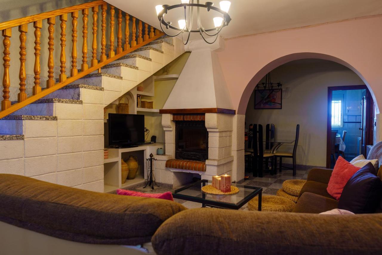 Carboneras de Guadazaón Casa Rural Campoamor מראה חיצוני תמונה